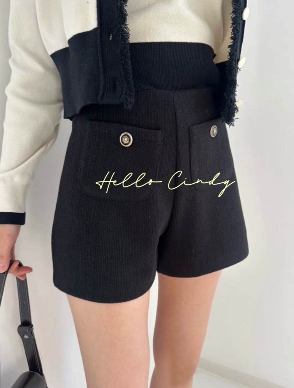 N02002 現貨-Cindy 愛牌~正韓設計師品牌精緻小香風短褲