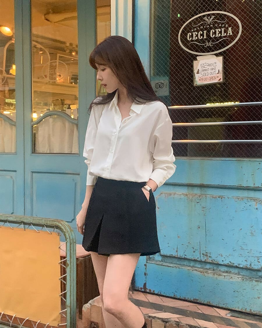 韓國Cherrykoko授權 飄逸絲柔質感弧擺純色襯衫【MADE, CRKO】系列