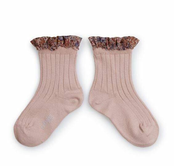 COLLEGIEN  荷葉花邊羅紋襪 Charlotte  -Vieux Rose復古粉