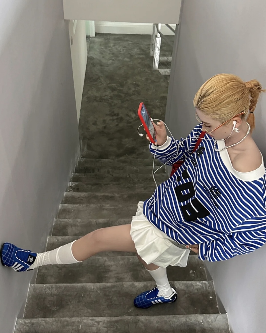 ADIDAS ORIGINALS ADIRACER 寶藍 藍白 格紋 尼龍 男女鞋 JP7012 / 預購