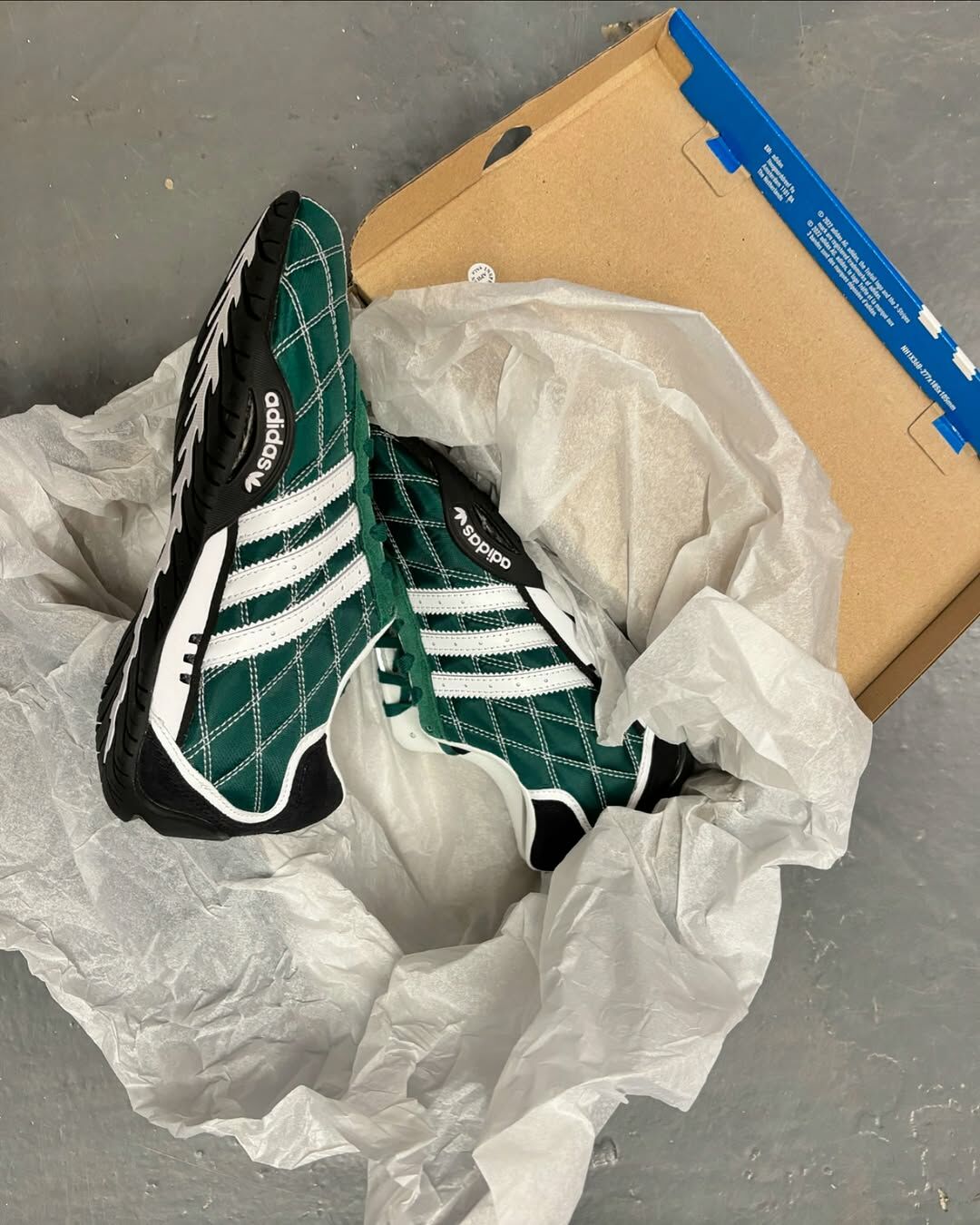 ADIDAS ORIGINALS ADIRACER 森林綠 綠白 格紋 尼龍 男女鞋 JP7014 / 預購