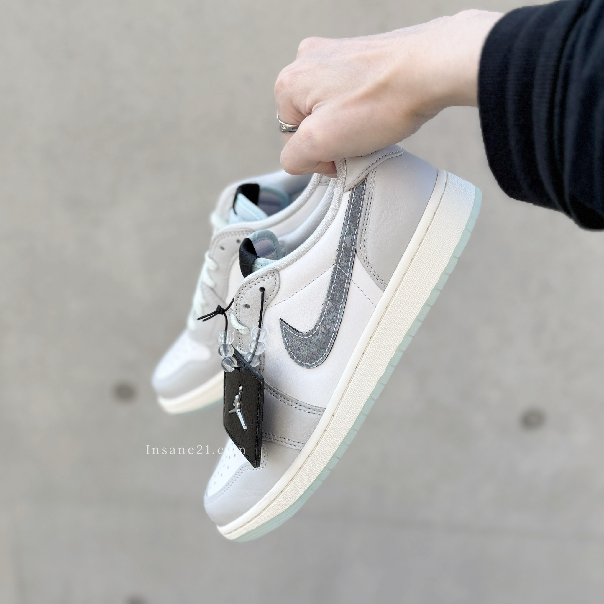 NIKE AIR JORDAN 1 LOW 蛇年限定 灰白 薄荷綠 男鞋 耐吉 喬丹 HF3144-100