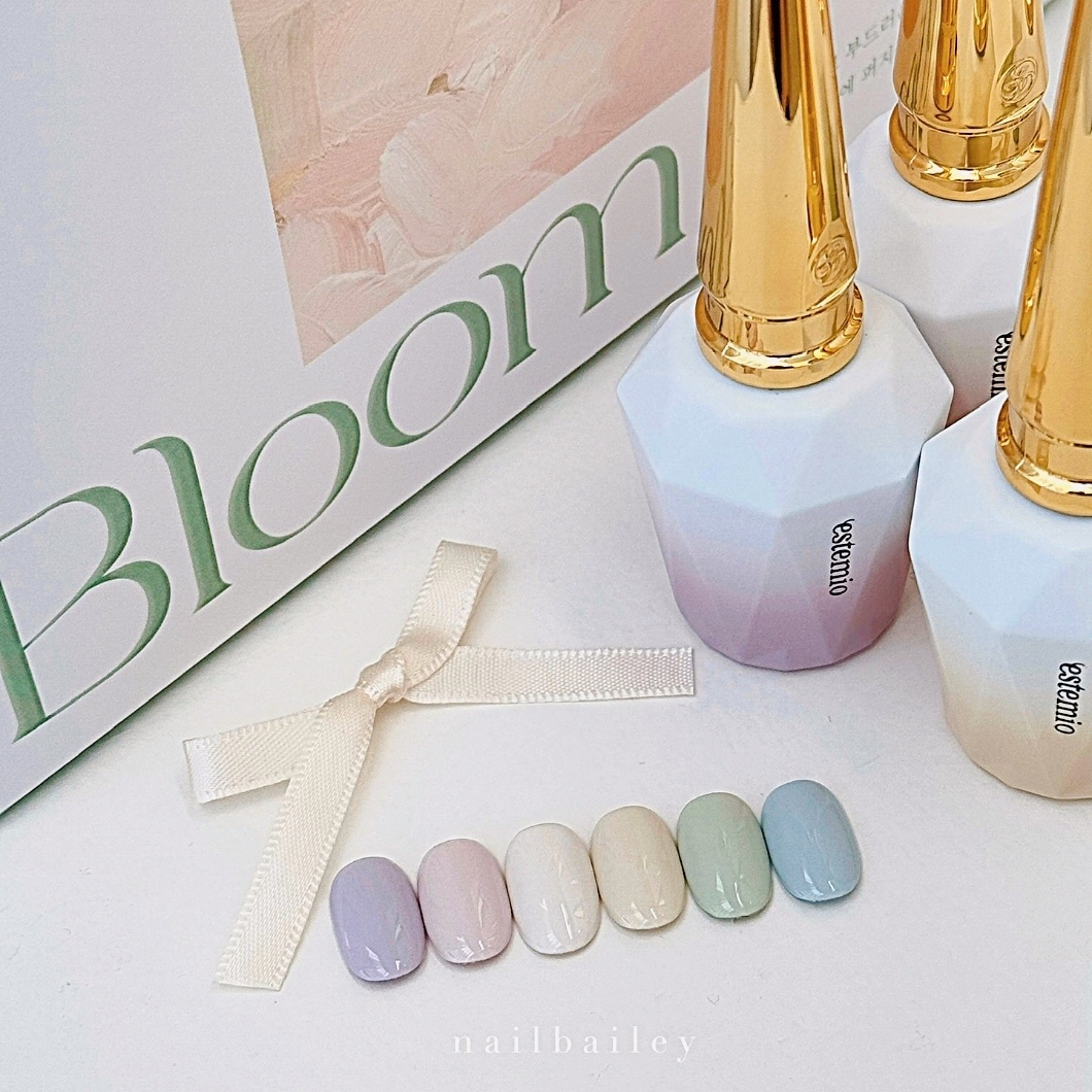 Estemio Odd Bloom collection