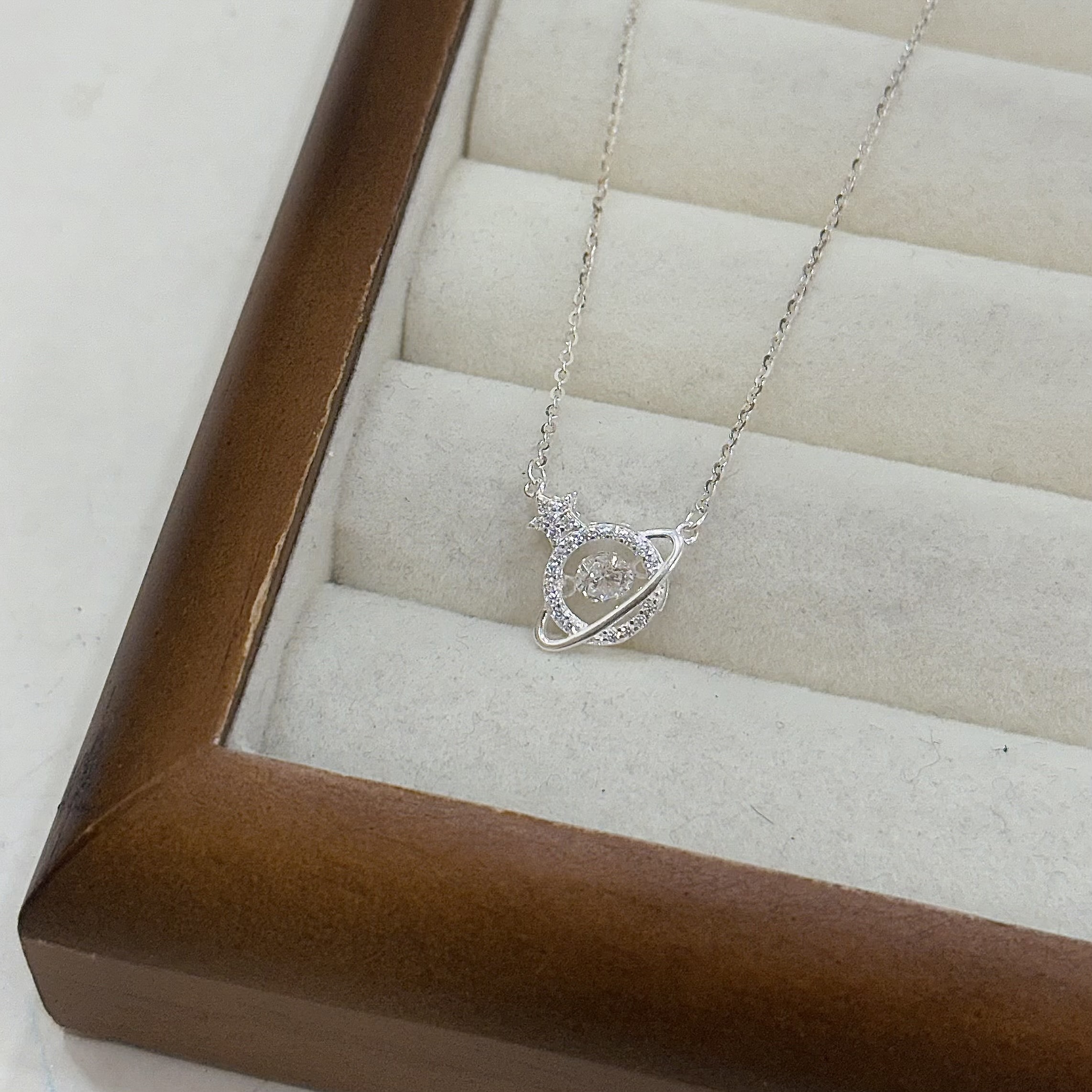 B07星球靈動純銀鎖骨鏈