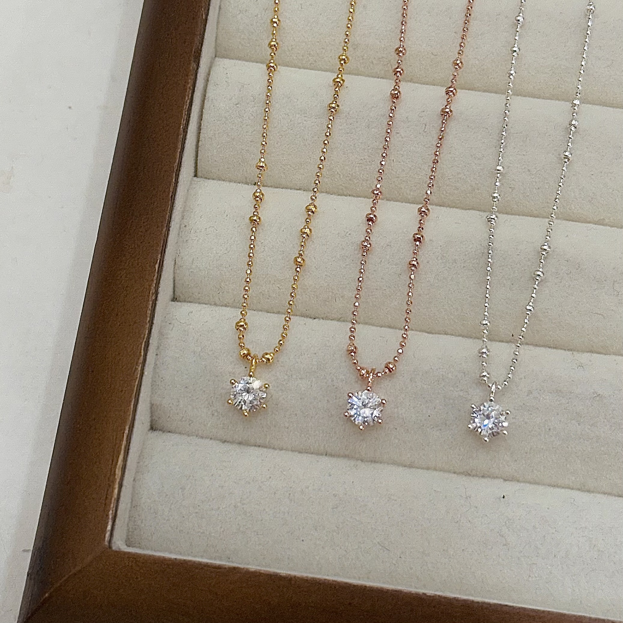 B01單鑽圓珠純銀鎖骨鏈