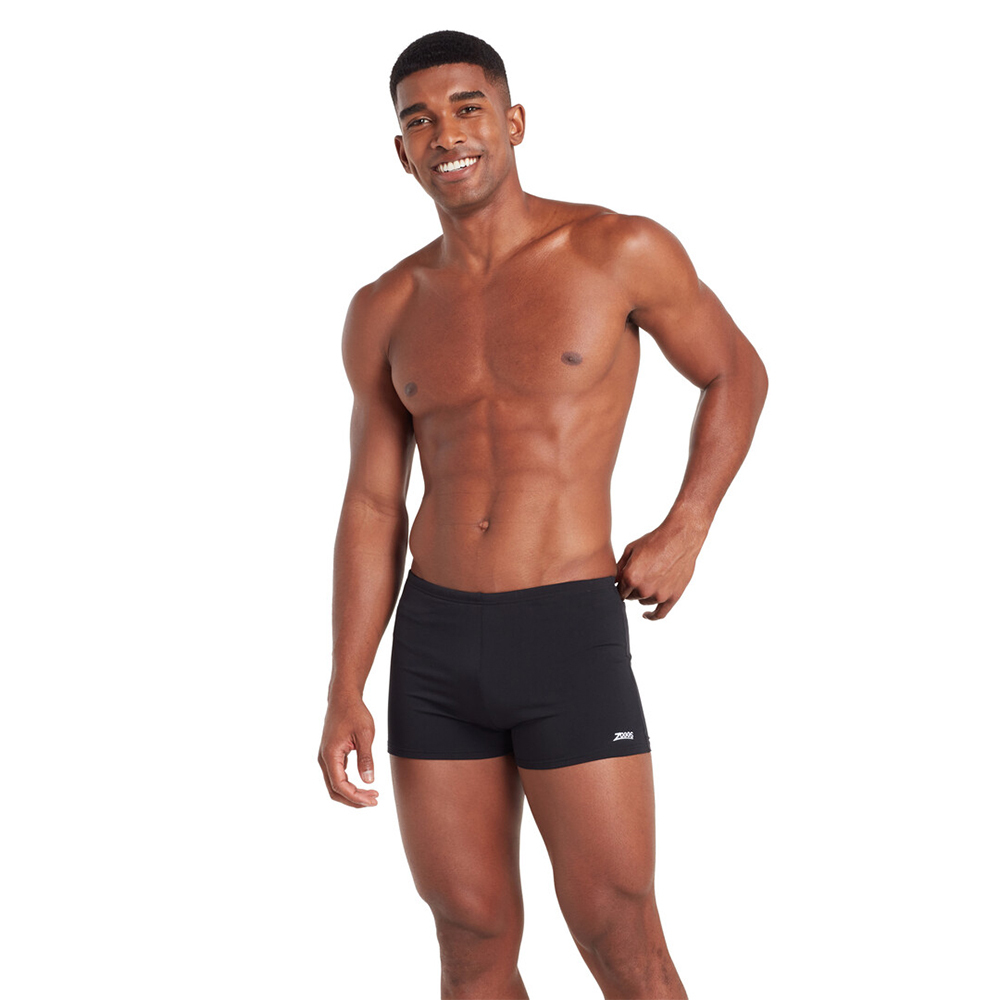ZOGGS 男性《時尚黑》四角泳褲