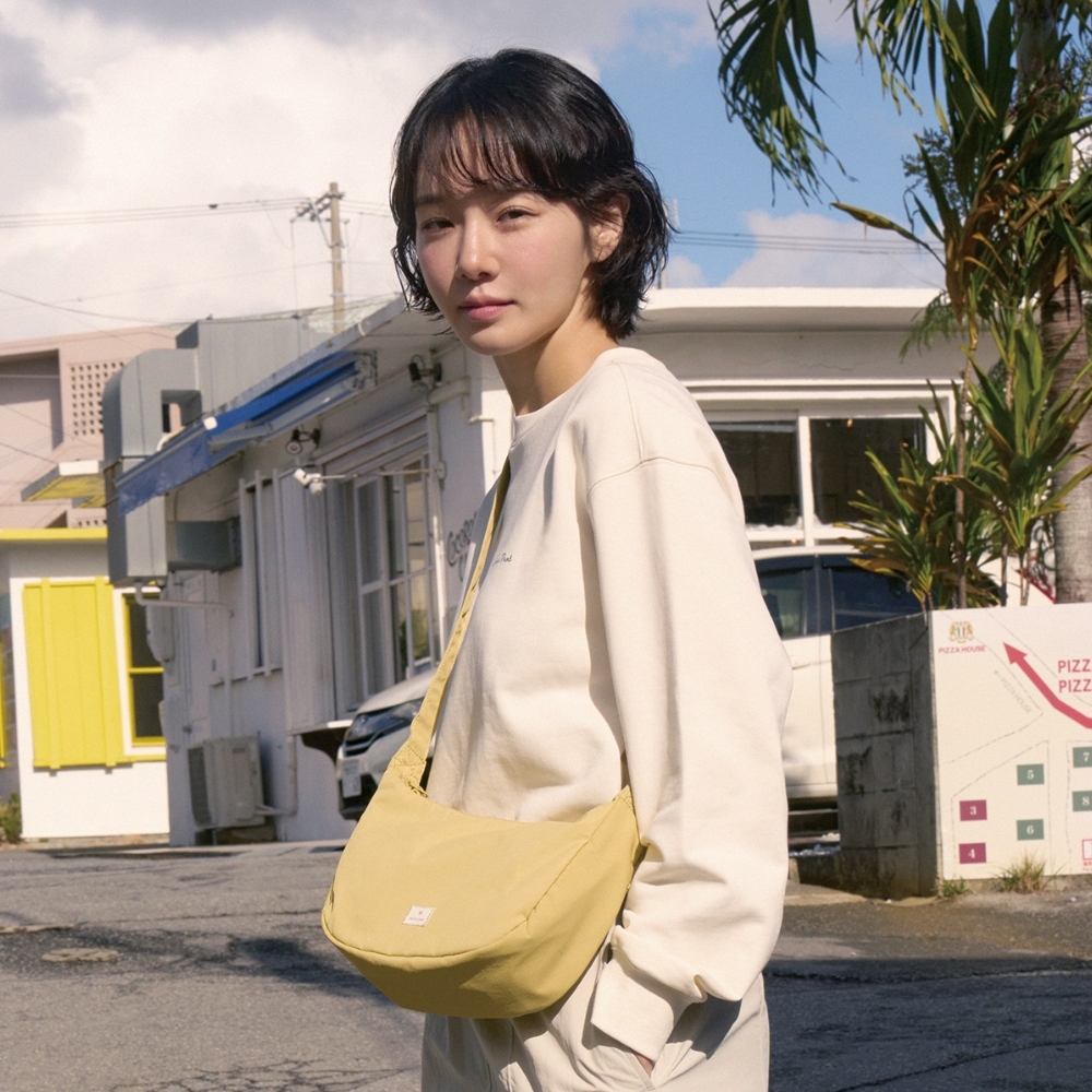 【 Peak】UNI Softwill Small Hobo Bag /追跡付 現貨】snow peak Softwill Small Hobo Bag 半月肩背包Softwill
