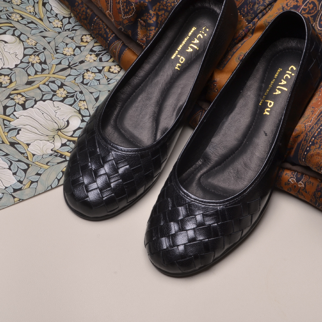 06A2 經典黑色羊皮  手工編織鞋