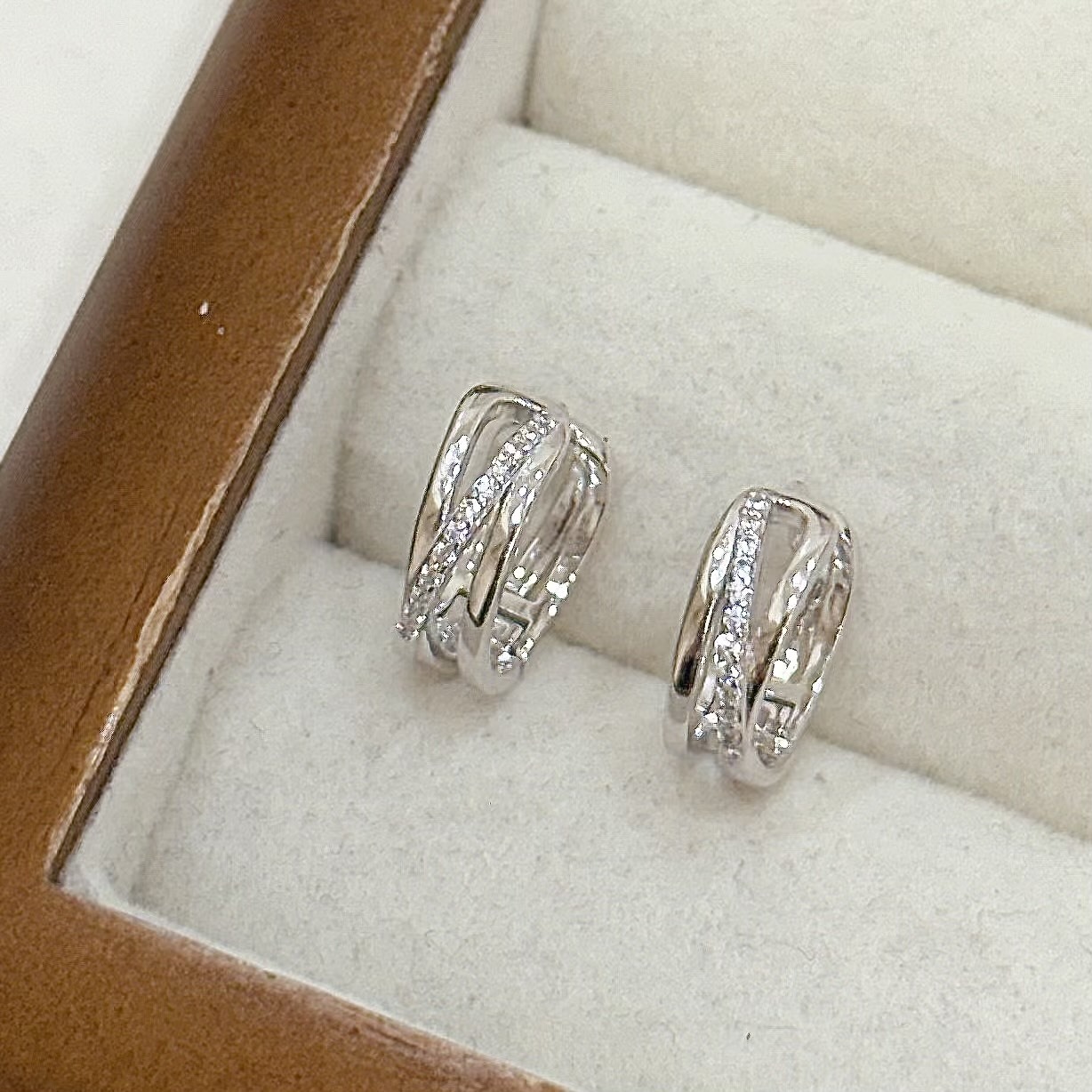 B33【輕奢】排鑽交叉雙層純銀易扣