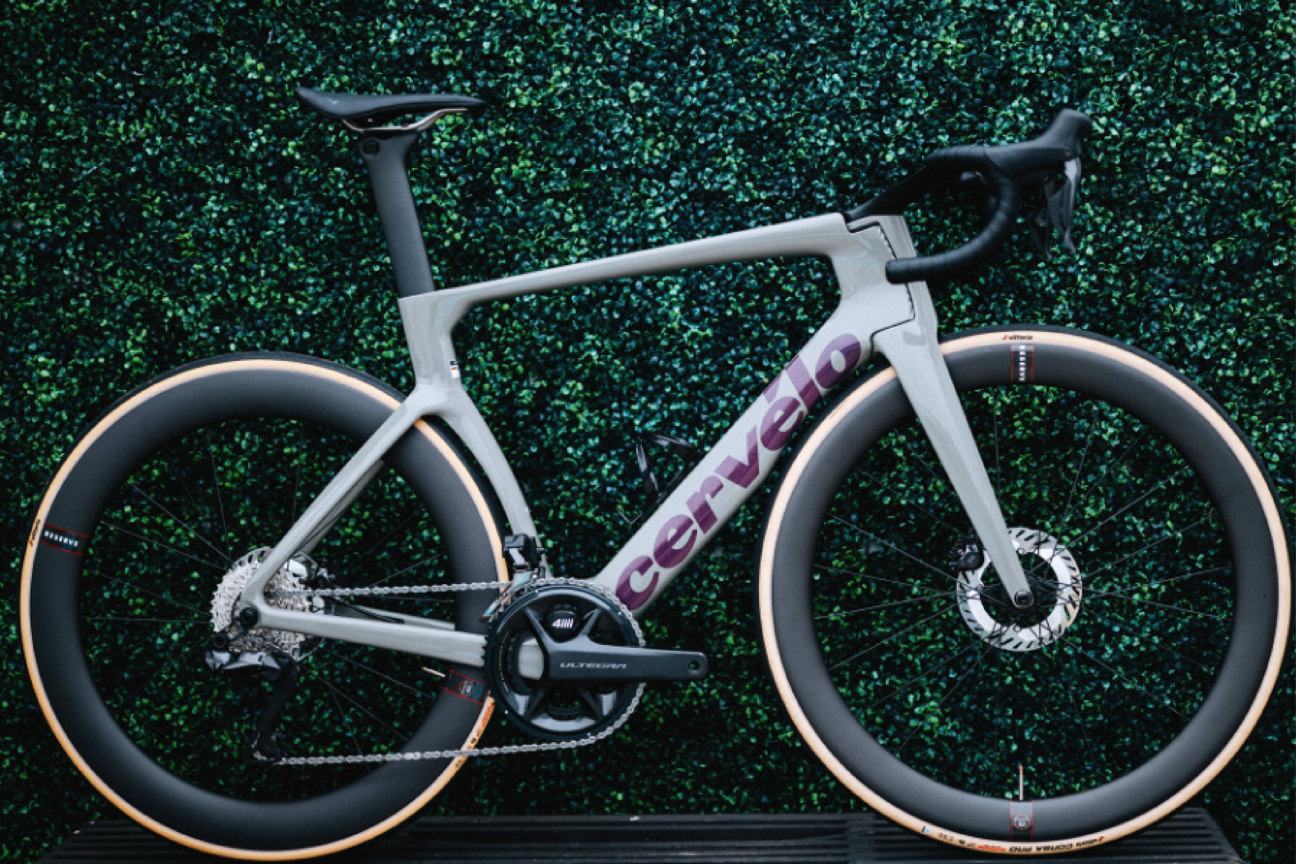 2025新色【Cervelo】S5 MY25 車架組  / Charcoal 復古灰