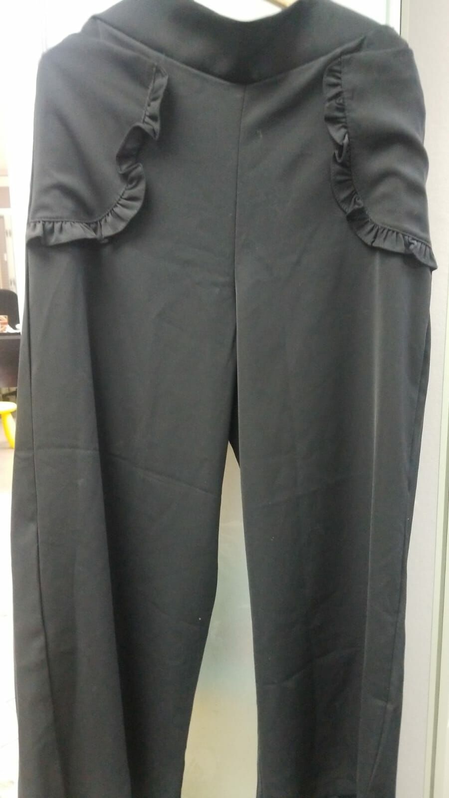 ca20538**  双袋荷葉邊長褲