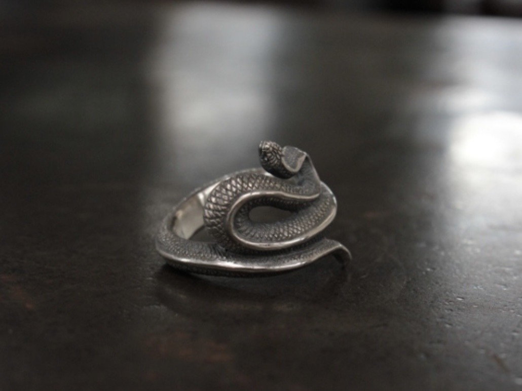 FCR-01 rolled snake ring