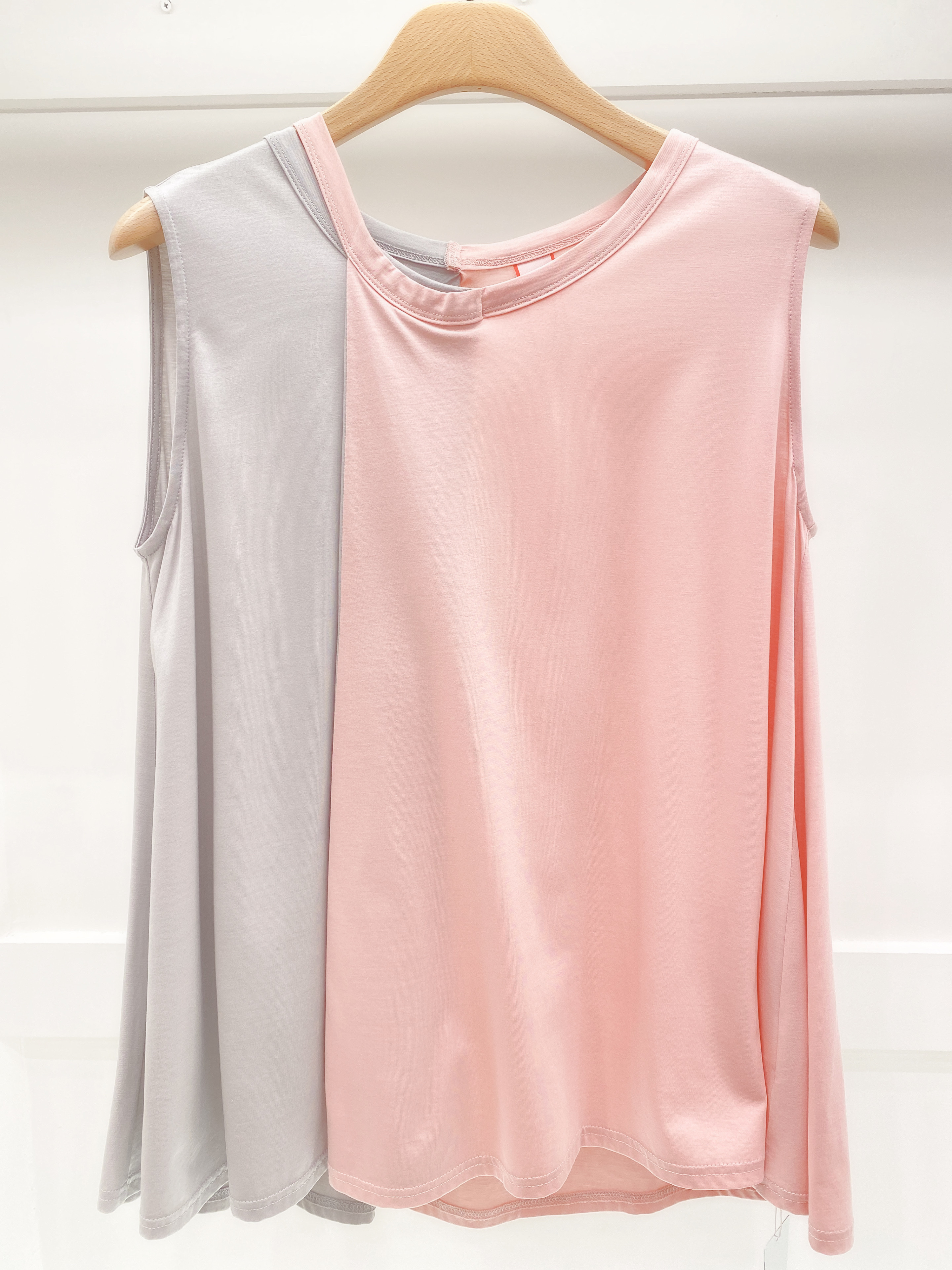 雙色無袖傘狀上衣