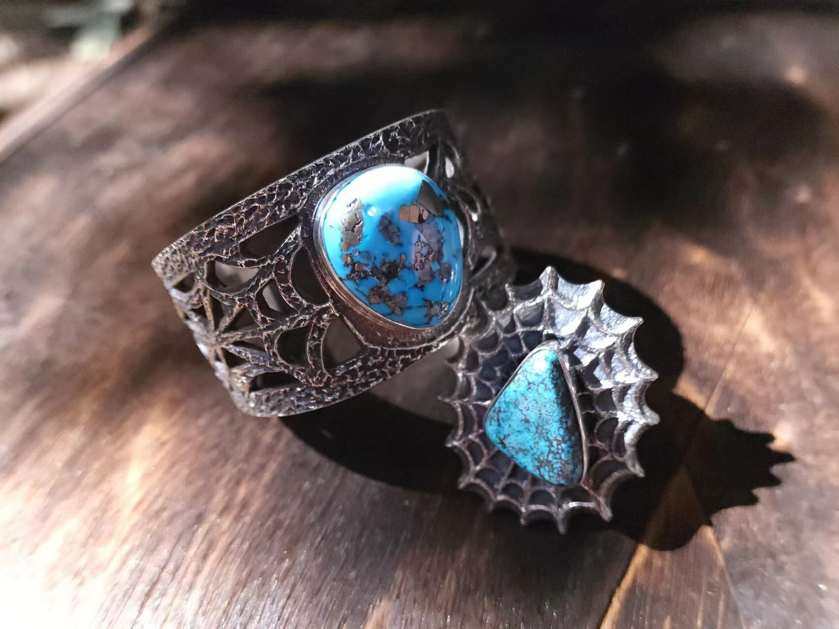 K.Yazzie -純銀蜘蛛網松石手環/戒指