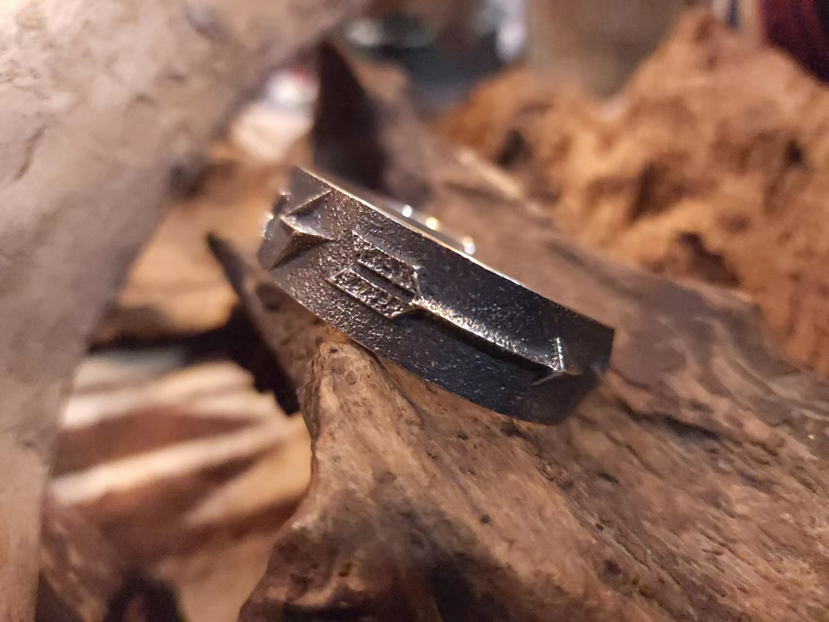 K.Yazzie -閃電弓箭手環