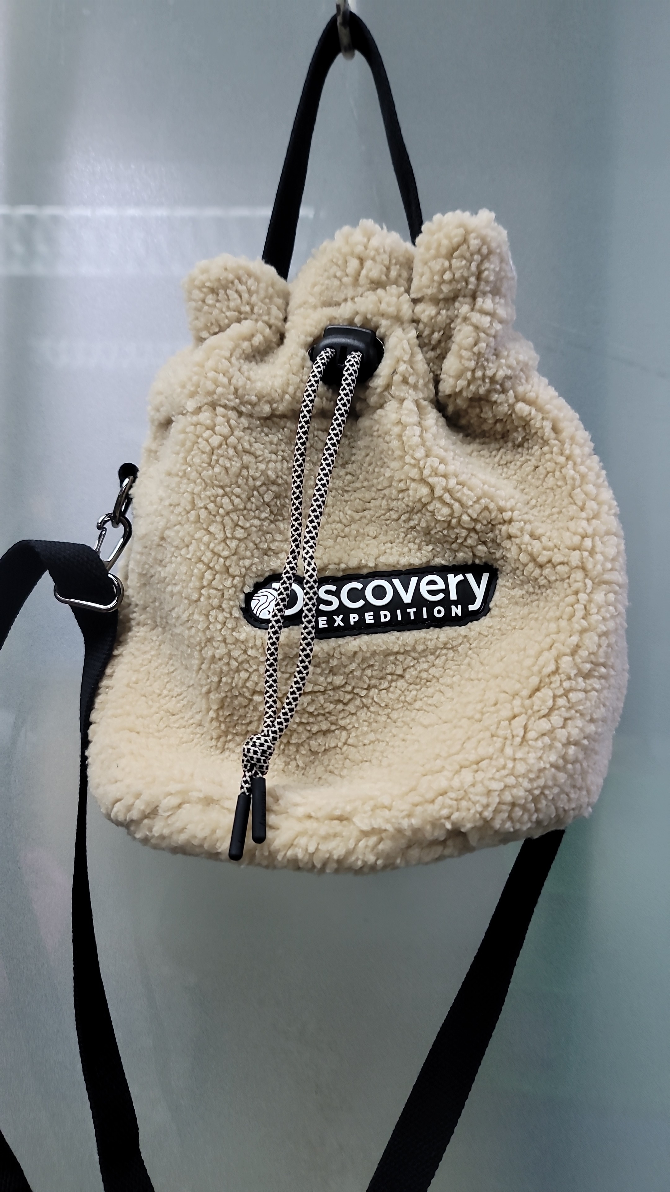 ca20558**  discovery毛毛袋