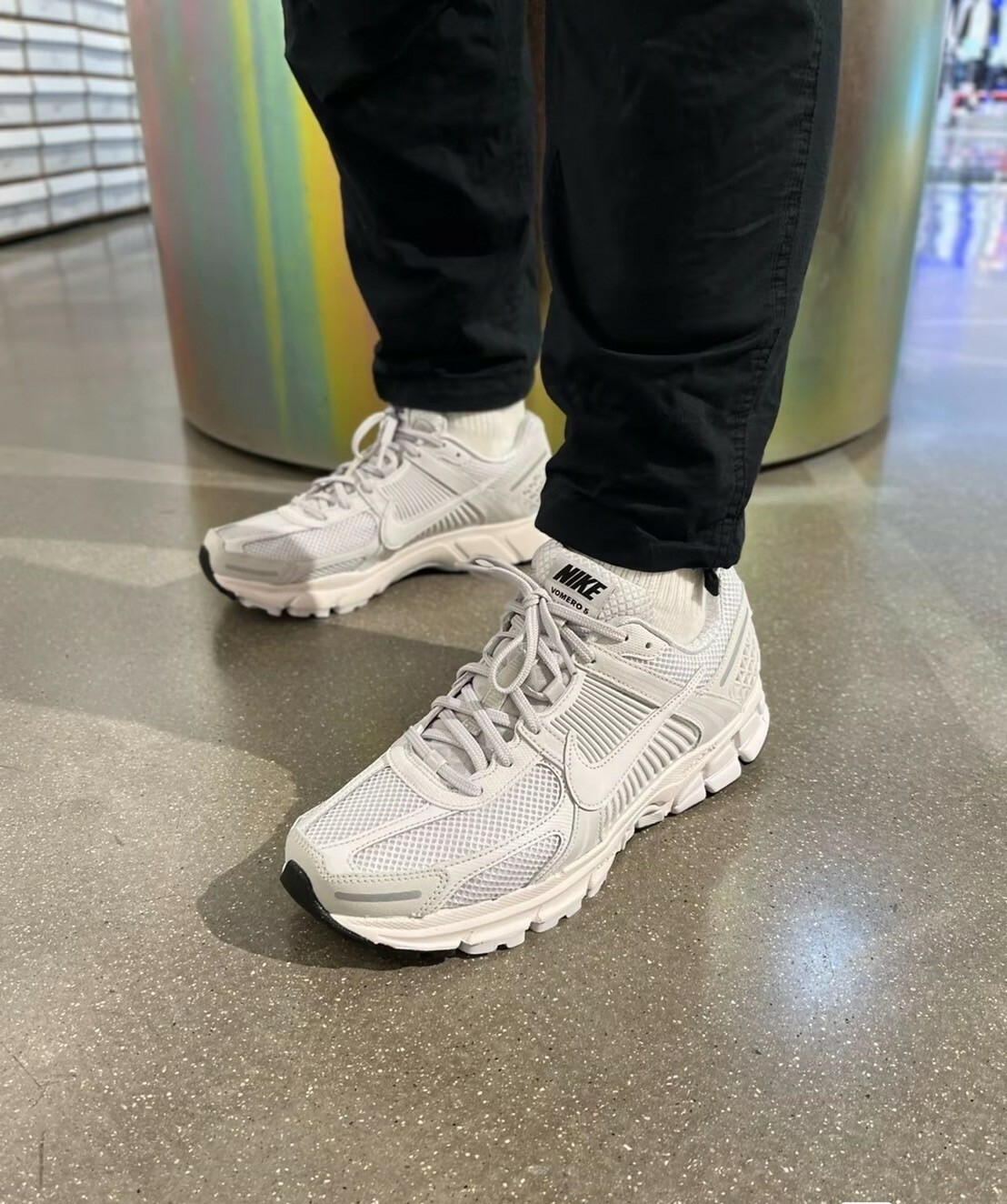 NIKE ZOOM VOMERO 5 復古慢跑鞋 休閒鞋 白灰 BV1358-001