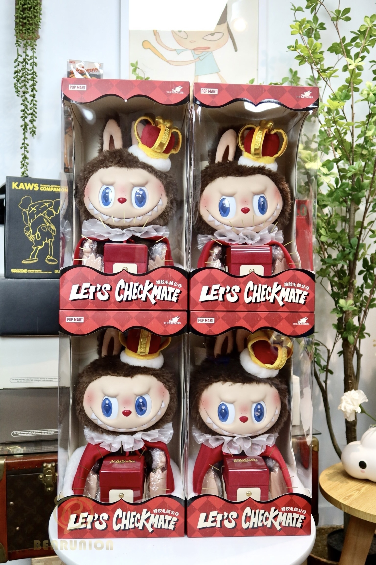 🎏預訂🎏POPMART THE MONSTERS 象棋大冒險系列搪膠毛絨公仔 LABUBU 37CM