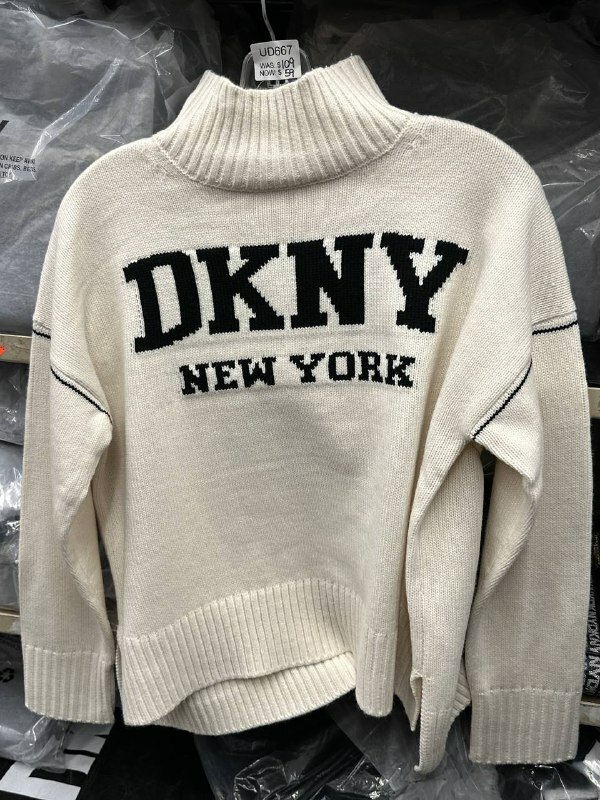 [U] DKNY LOGO FRONT TURTLE NECK LONG SLEEVE SWEATER,EGGNOG/BLK, DJ4R0386-A9Z [FINAL SALE] (UD667)