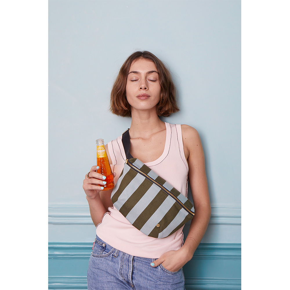 法國La cerise sur le gâteau 有機棉時尚腰包-抹茶藍條紋