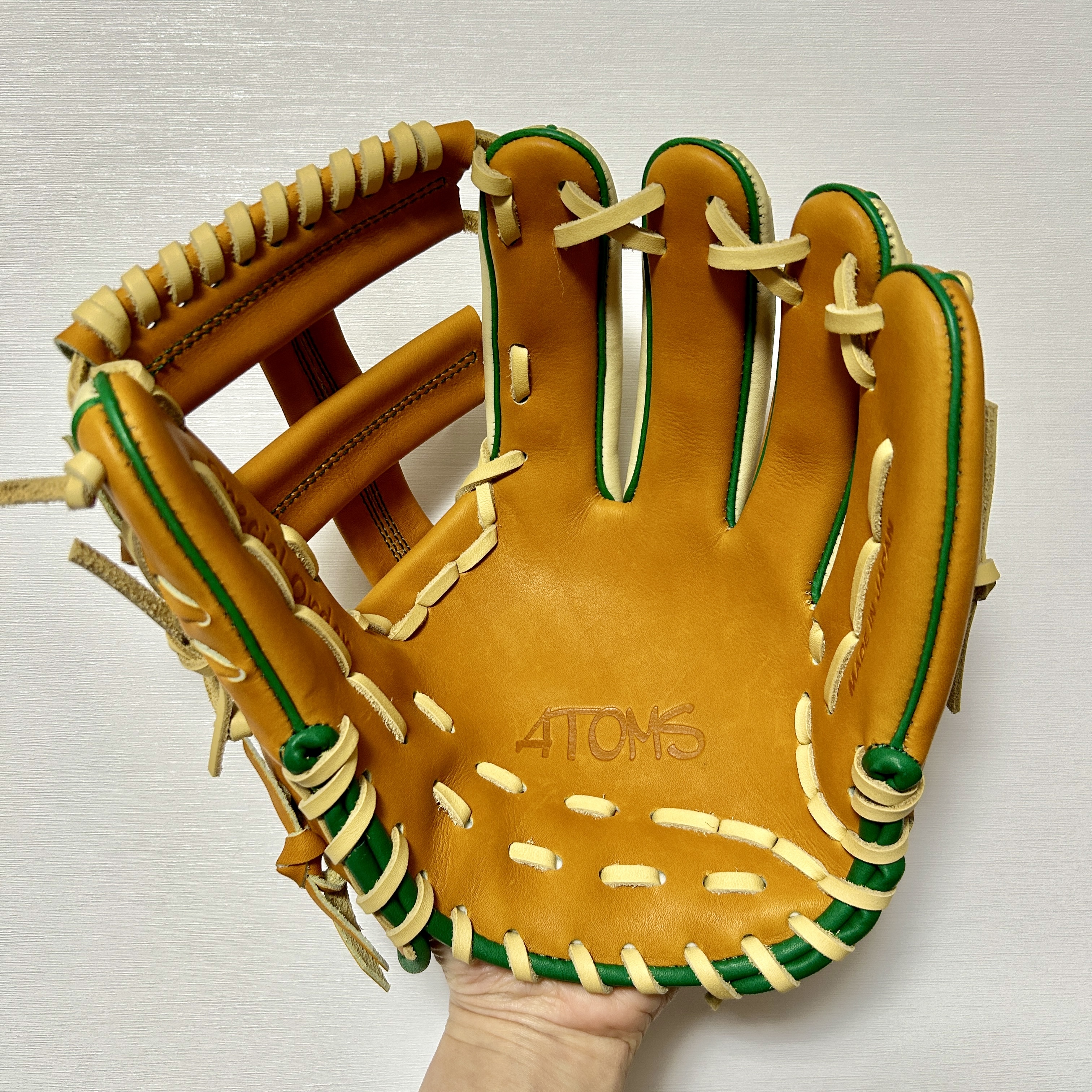 【照片分享】ATOMS 硬式 訂製手套 内野 APL-UR5