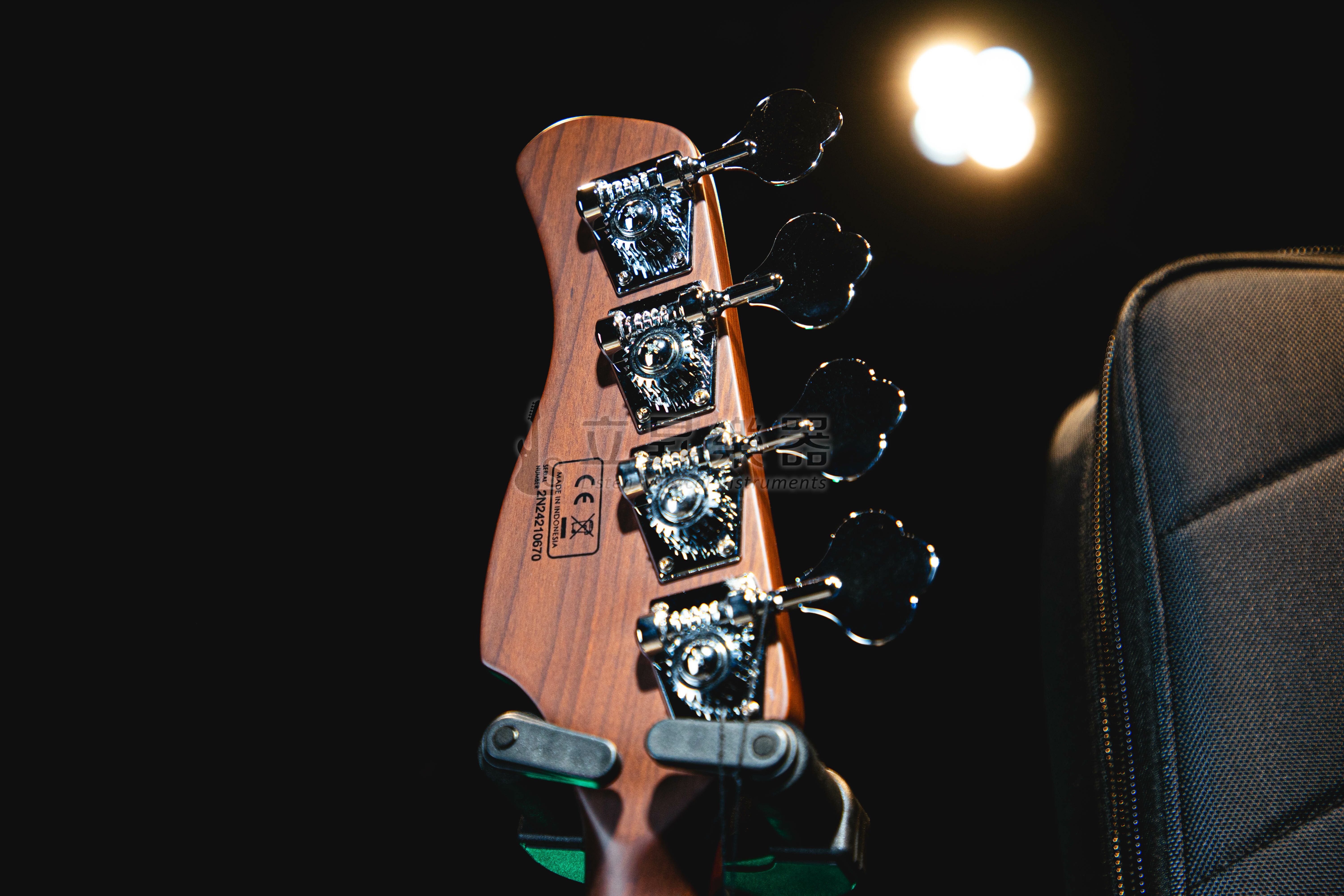 Sire SIRE 貝斯 MARCUS MILLER V5 ALDER 4弦 香檳金色/V5-4-CGM 第 6 張圖片｜三峽吉他 / Bass