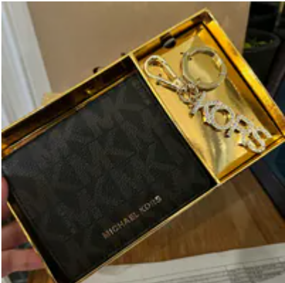 [S] MICHAEL KORS 34H6GGFE2V JET SET TRAVEL CARRYALL CARD CASE WALLET SET,BROWN, 190049892831 (SMK1194)