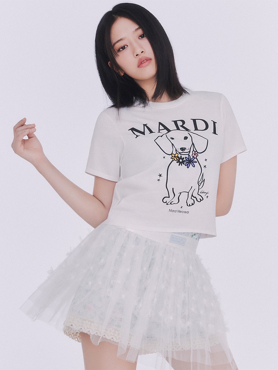 Mardi Mercredi SLIM TSHIRT SWING THE TAIL DDANJI FLOWER NECKLACE MULTICOLOR