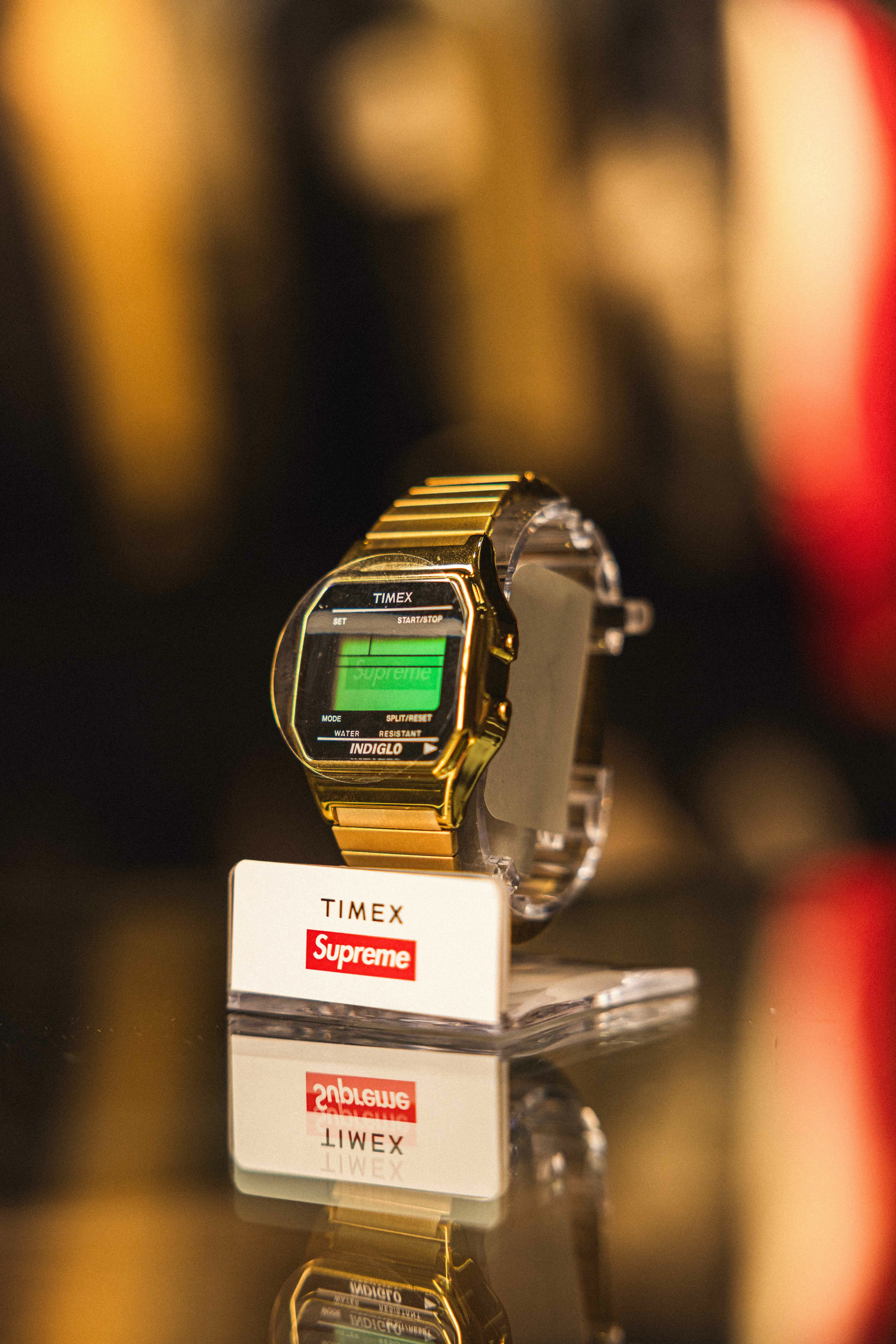 SUPREME TIMEX DIGITAL WATCH 電子錶 手錶 復古 金/銀色