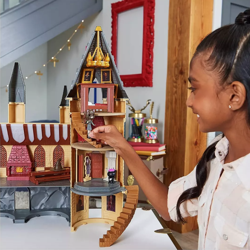 Magical minis - Wizarding World Hogwarts Castle magical Minis Lights Sounds & Hermoine Doll
