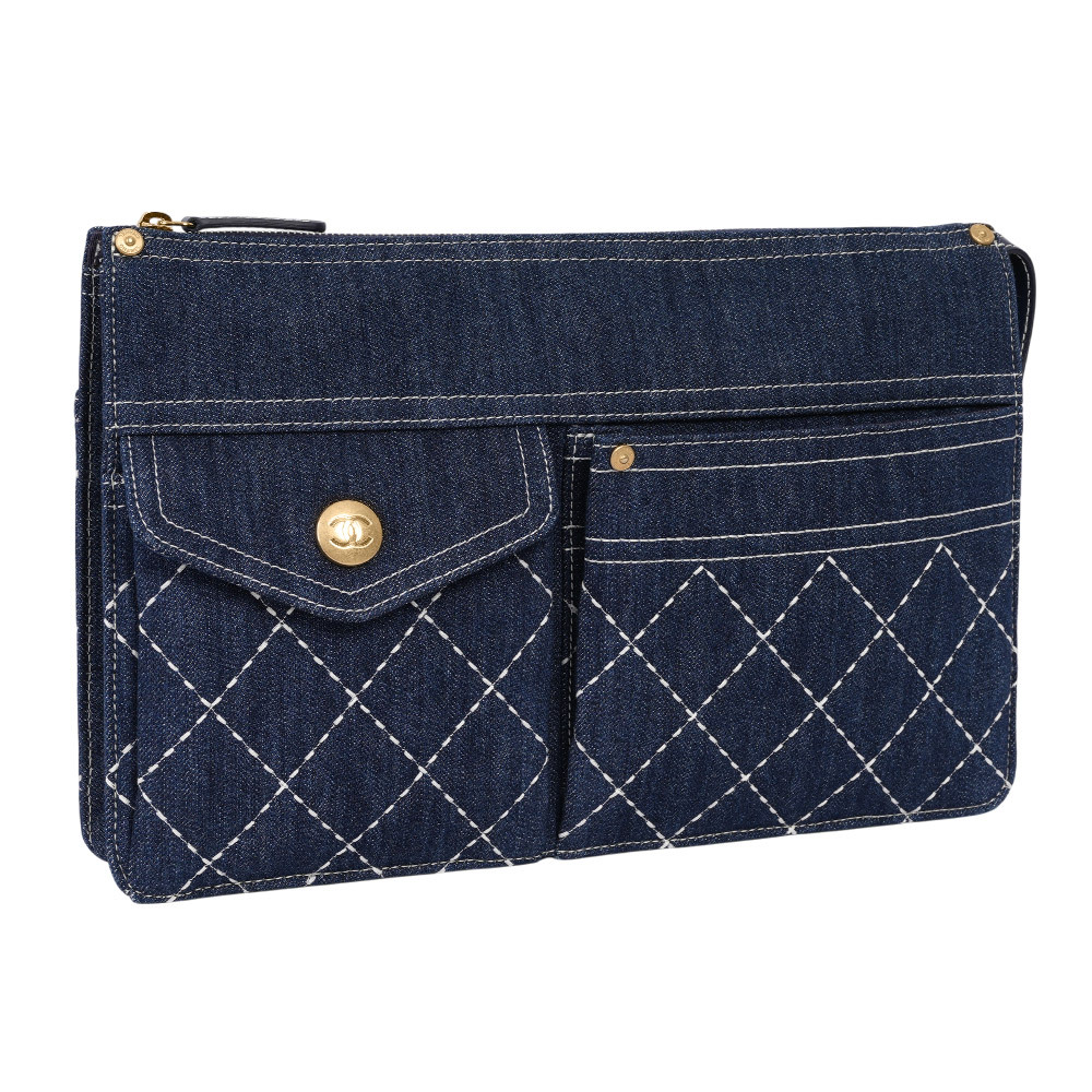 【CHANEL】白色縫線菱格紋丹寧布附小袋手拿包(牛仔藍)AP1016 B01897 N5398