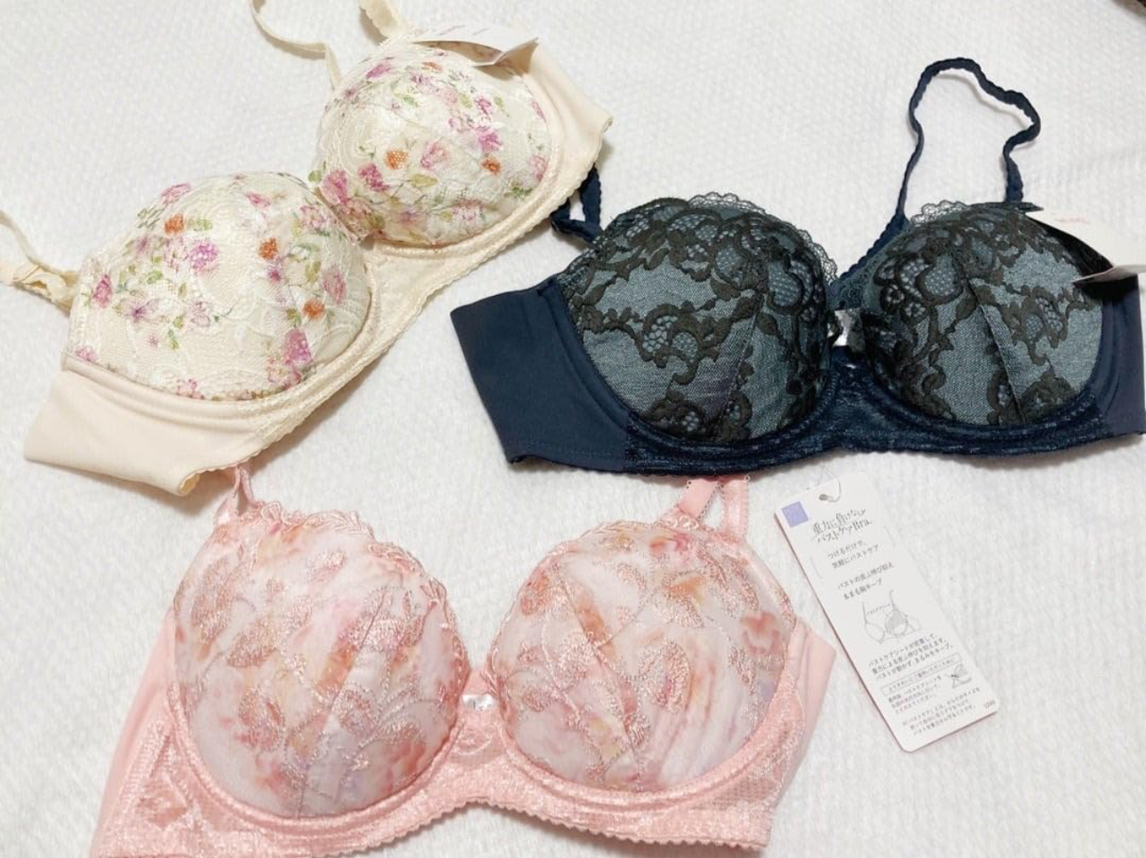 【預購】J0213905 [wacoal /wing 福袋] 胸罩 3 件裝，型號 KB9850