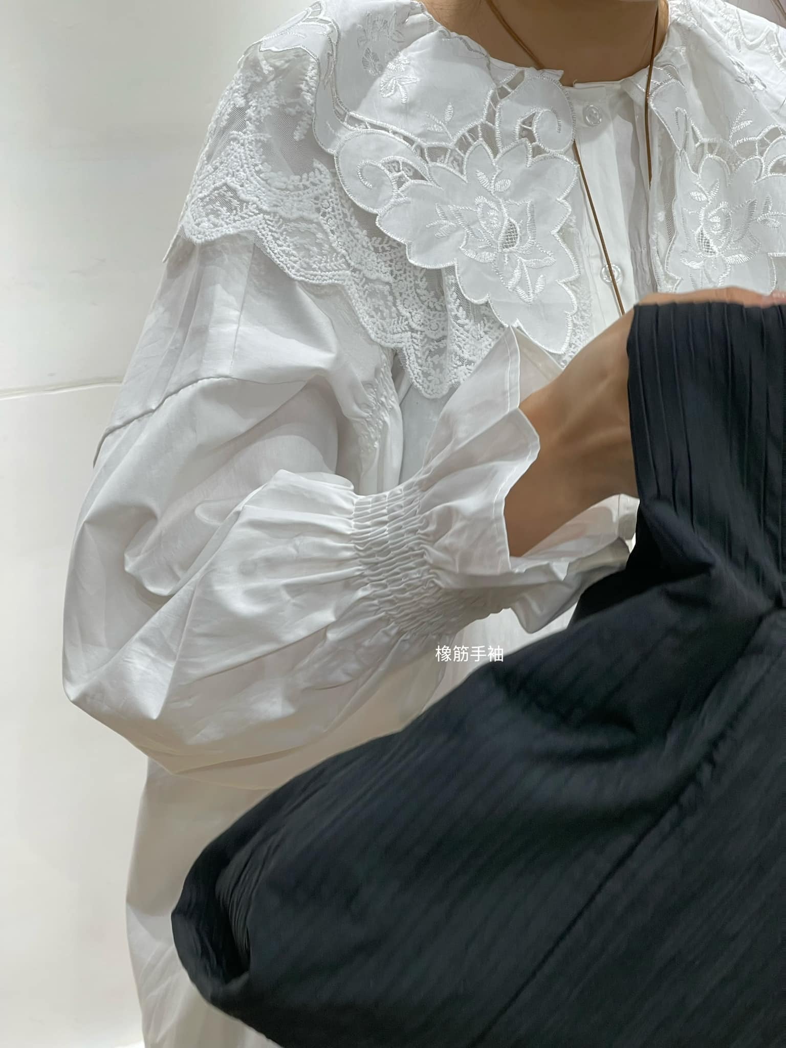 0211981a/繡花蕾絲公主領恤衫/52C'54W'30L'