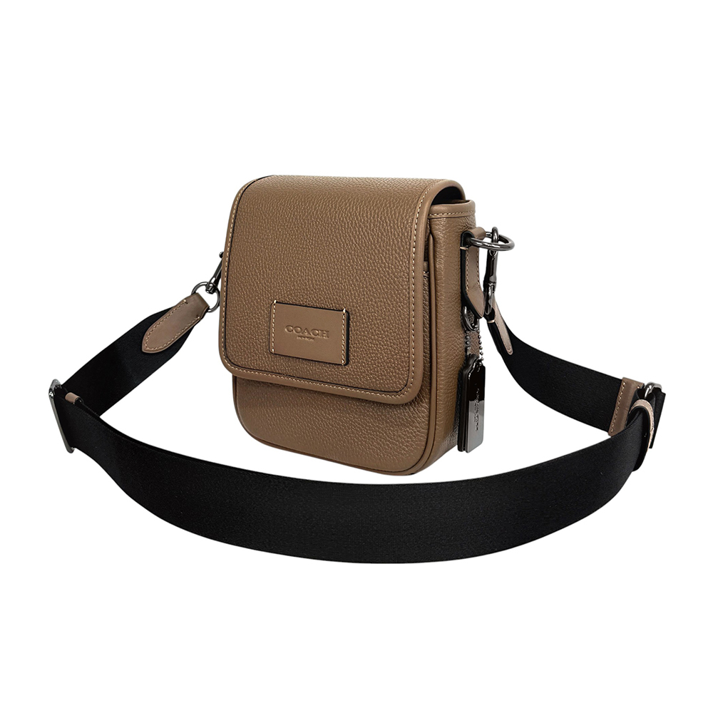 【COACH】Lucas 荔枝皮革翻蓋迷你斜背包(深石色)CO914 QBCBD
