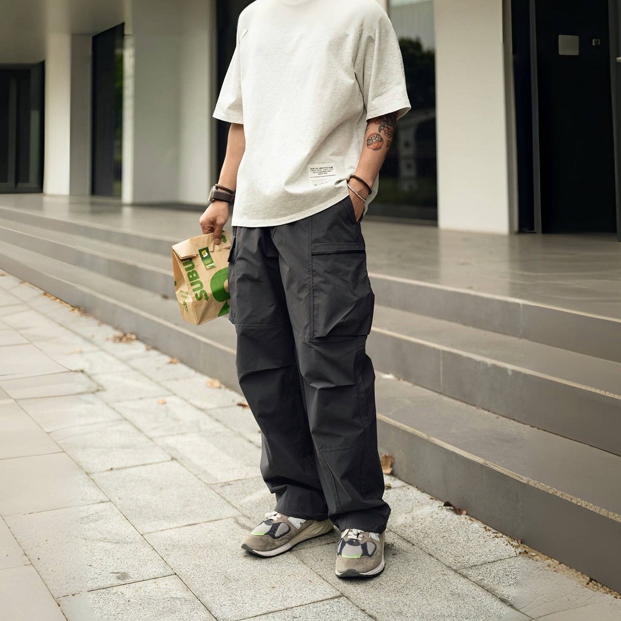 工裝大口袋寬管直筒休閒褲