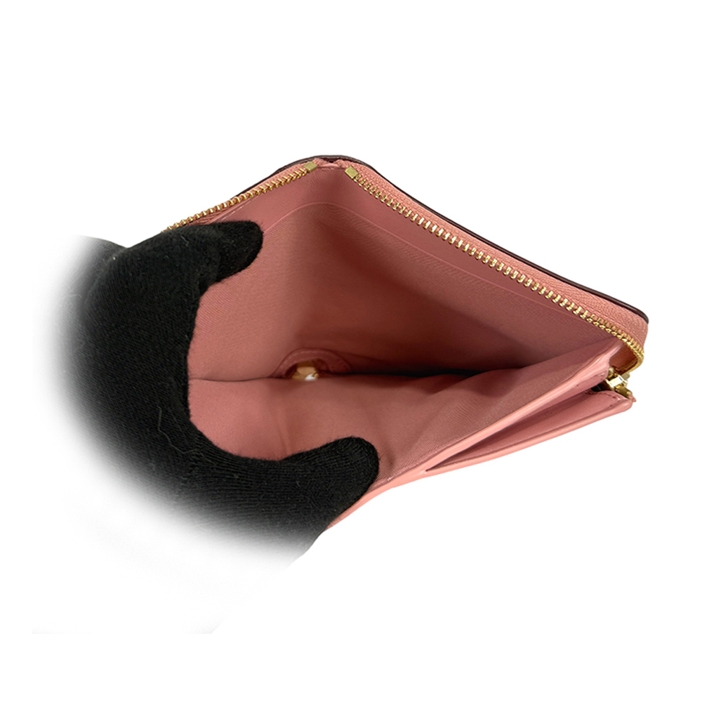 【COACH】金字Logo 塗層帆布ㄇ形拉鍊中夾(棕褐色/花瓣粉)CW781 IMXB0