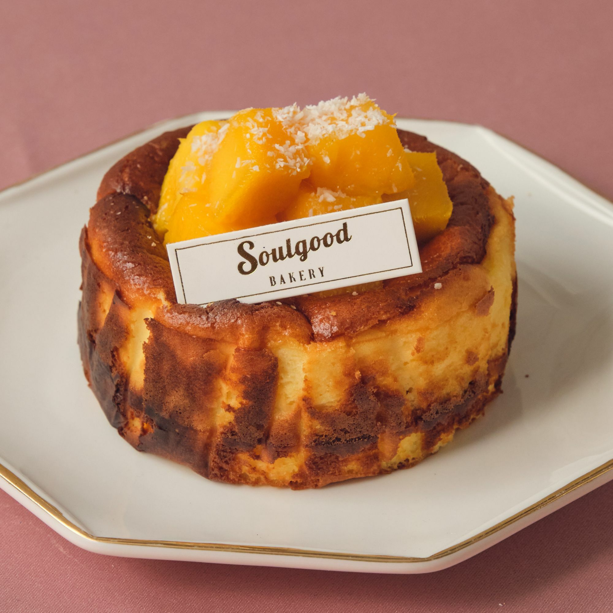 芒果糯米糍麻糬迷你巴斯克芝士蛋糕 Mango Sticky Rice Mochi Soul Baby Basque Burnt Cheesecake