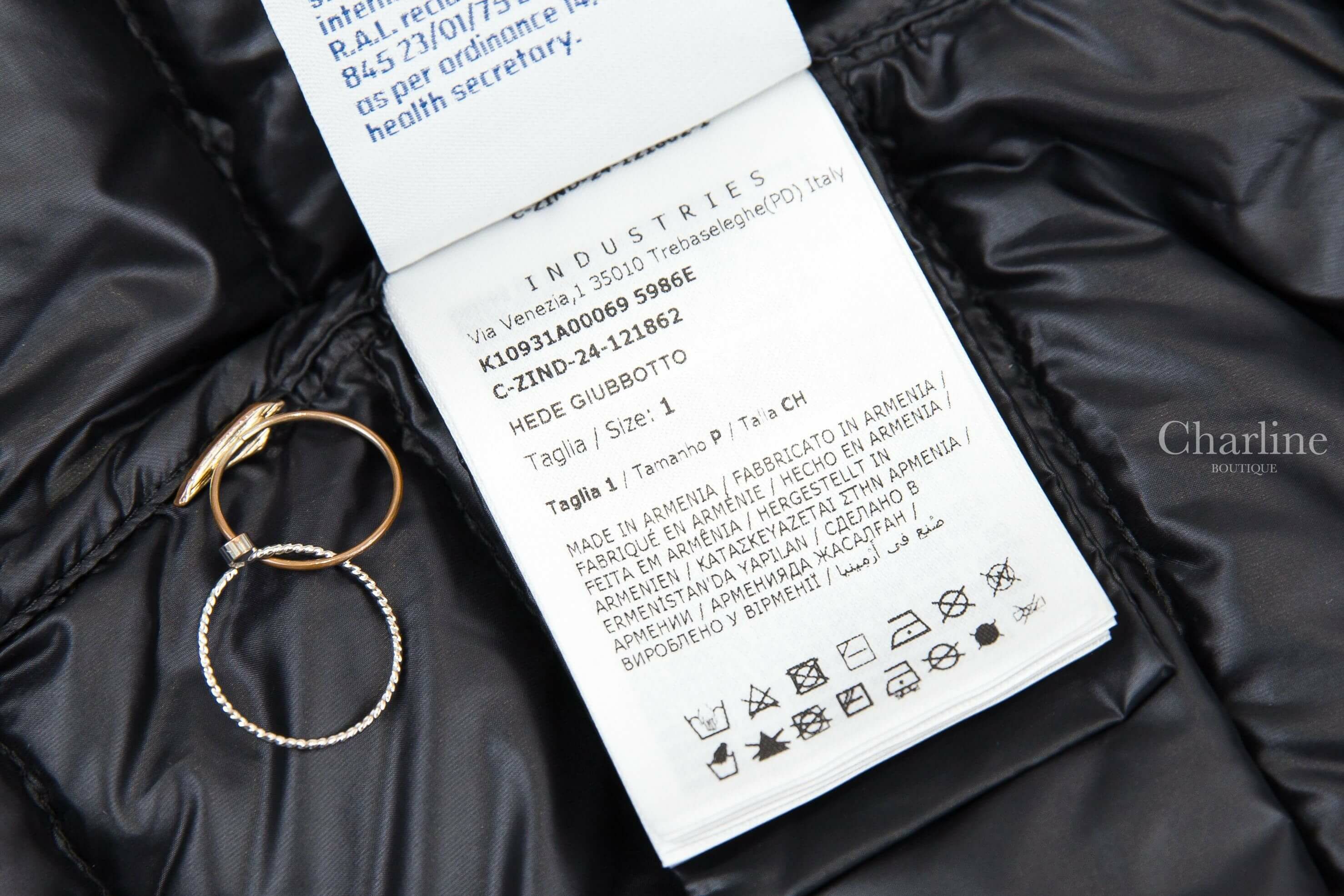 Moncler Hede Hooded Short Down Jacket 黑色連帽拉鍊口袋輕羽絨外套-Charline Boutique 精品代購
