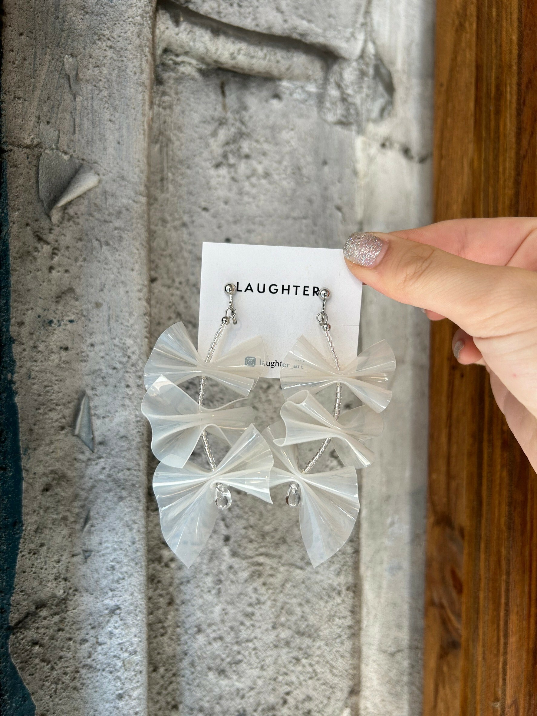 預購賣場 [LAUGHTER] ribbon pvc | 白色 | 耳針 | NO.206