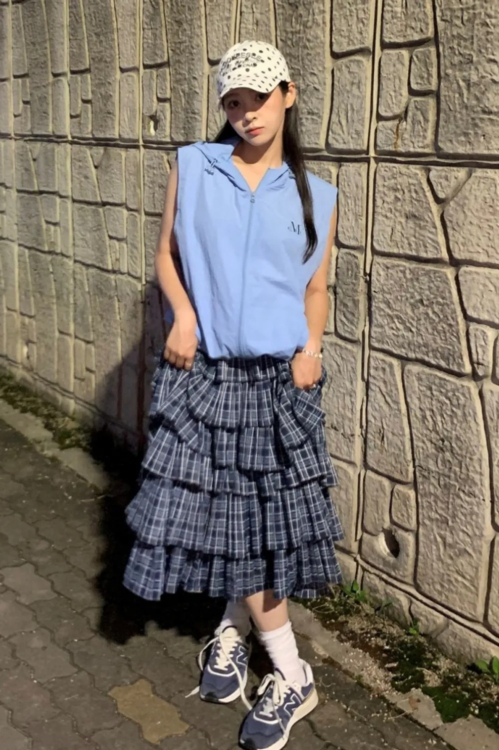 MUCENT THIN NYLON HOOD VEST