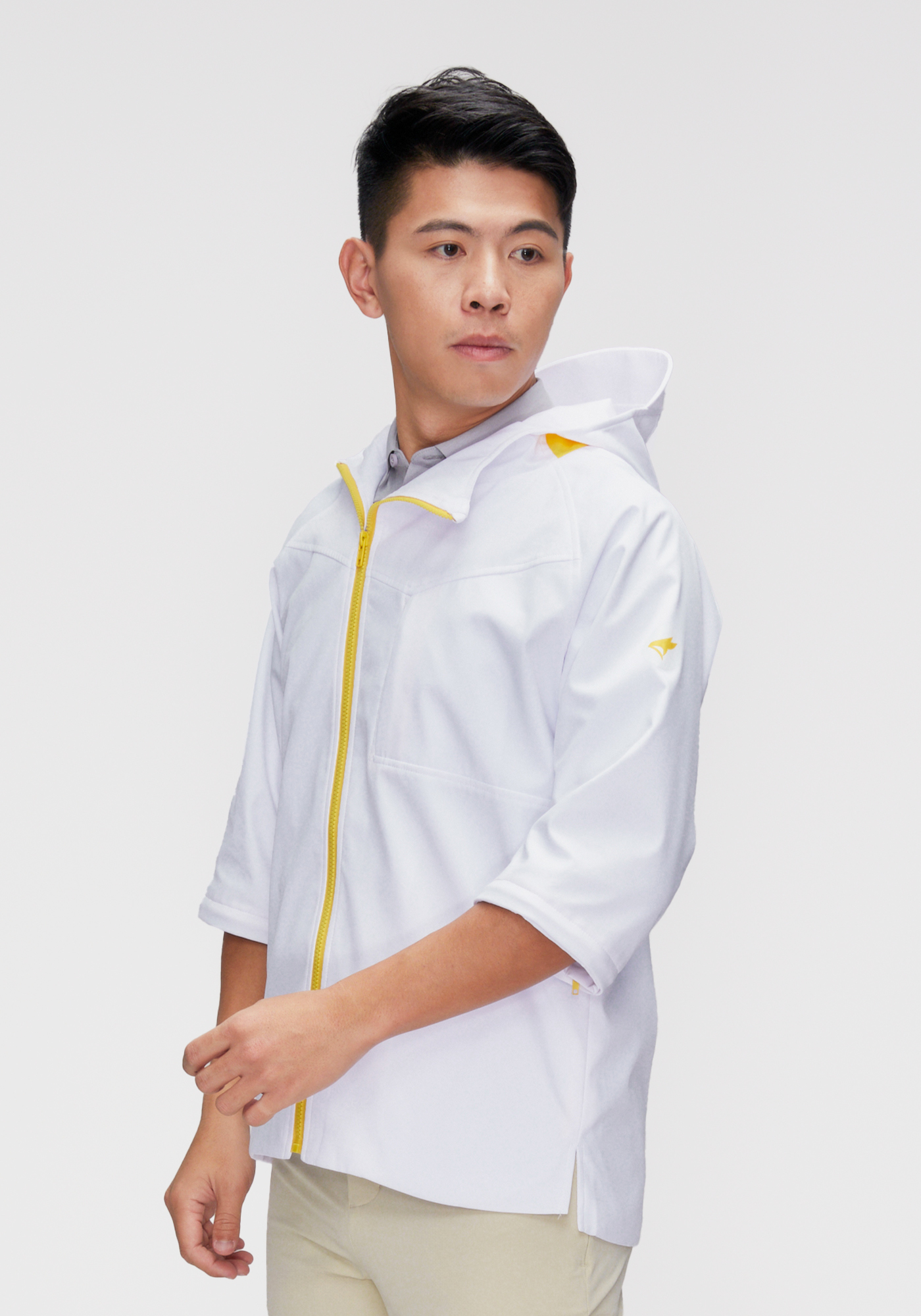 男士越嶺防風外套-雨衣黃