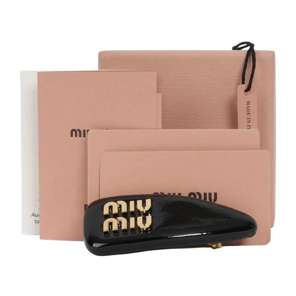 【MIU MIU】Logo 標誌漆皮皮革髮夾(黑色)5IF092 069 F0002