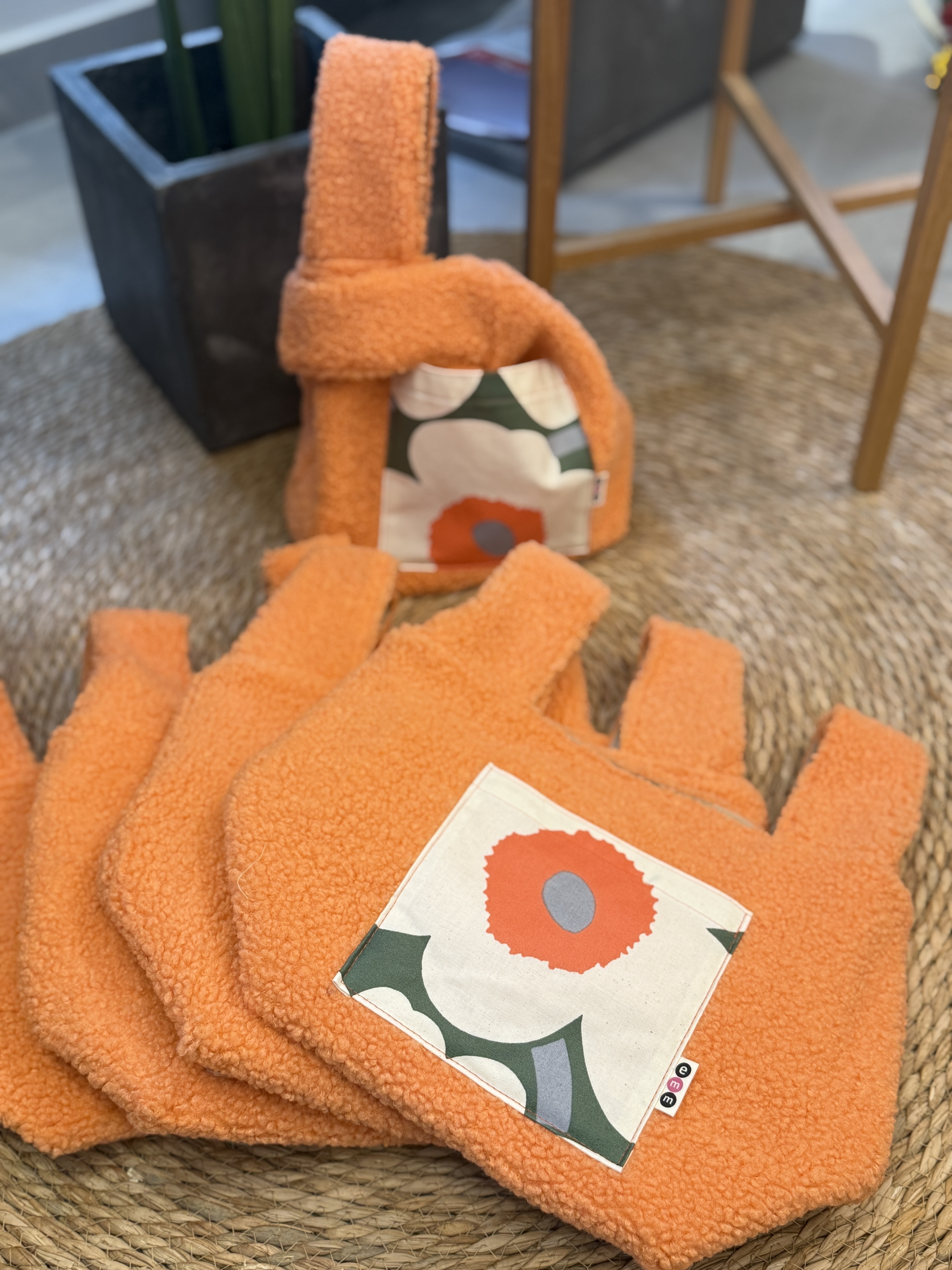 毛毛Vest tote |橙色毛毛布 X marimekko green  orange unikko