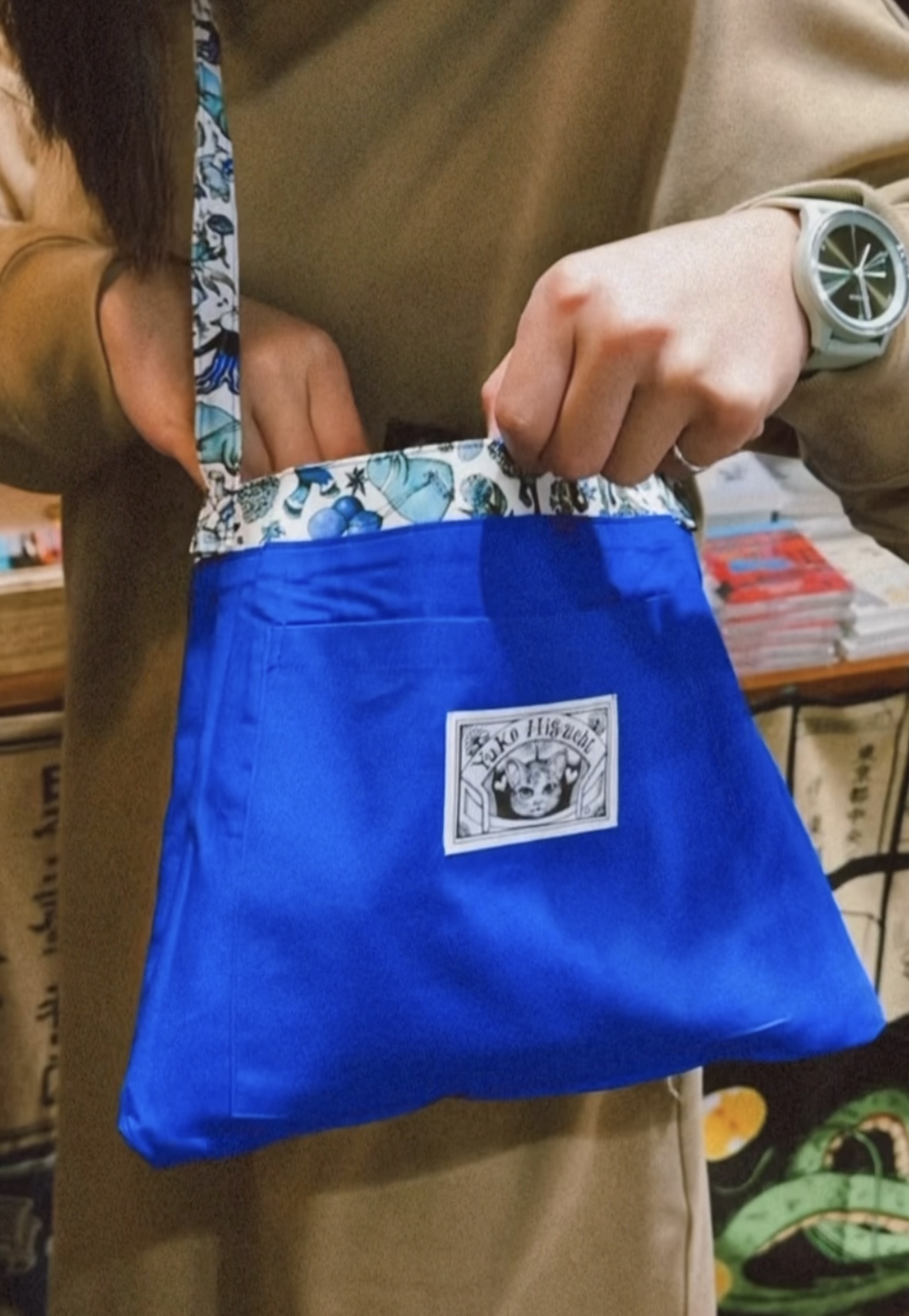 日本 樋口裕子 Higuchi Yuko 斜背小包（雙面圖案）