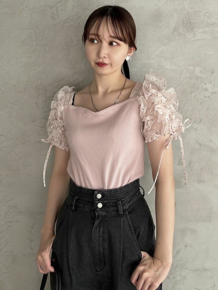 Dazzlin 肩膊荷葉邊上衣