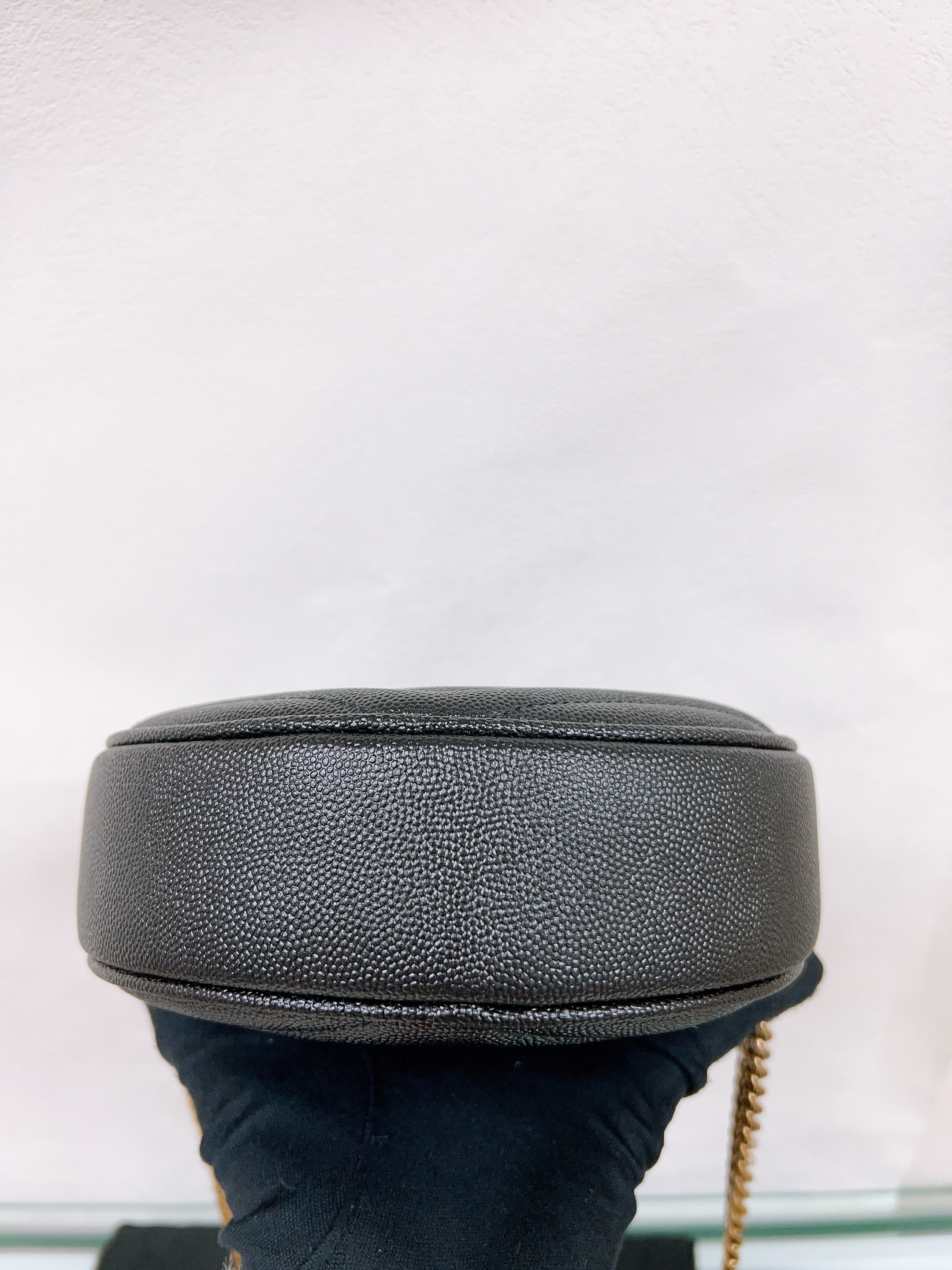 YSL Saint Laurent round bag (black/ GHW)