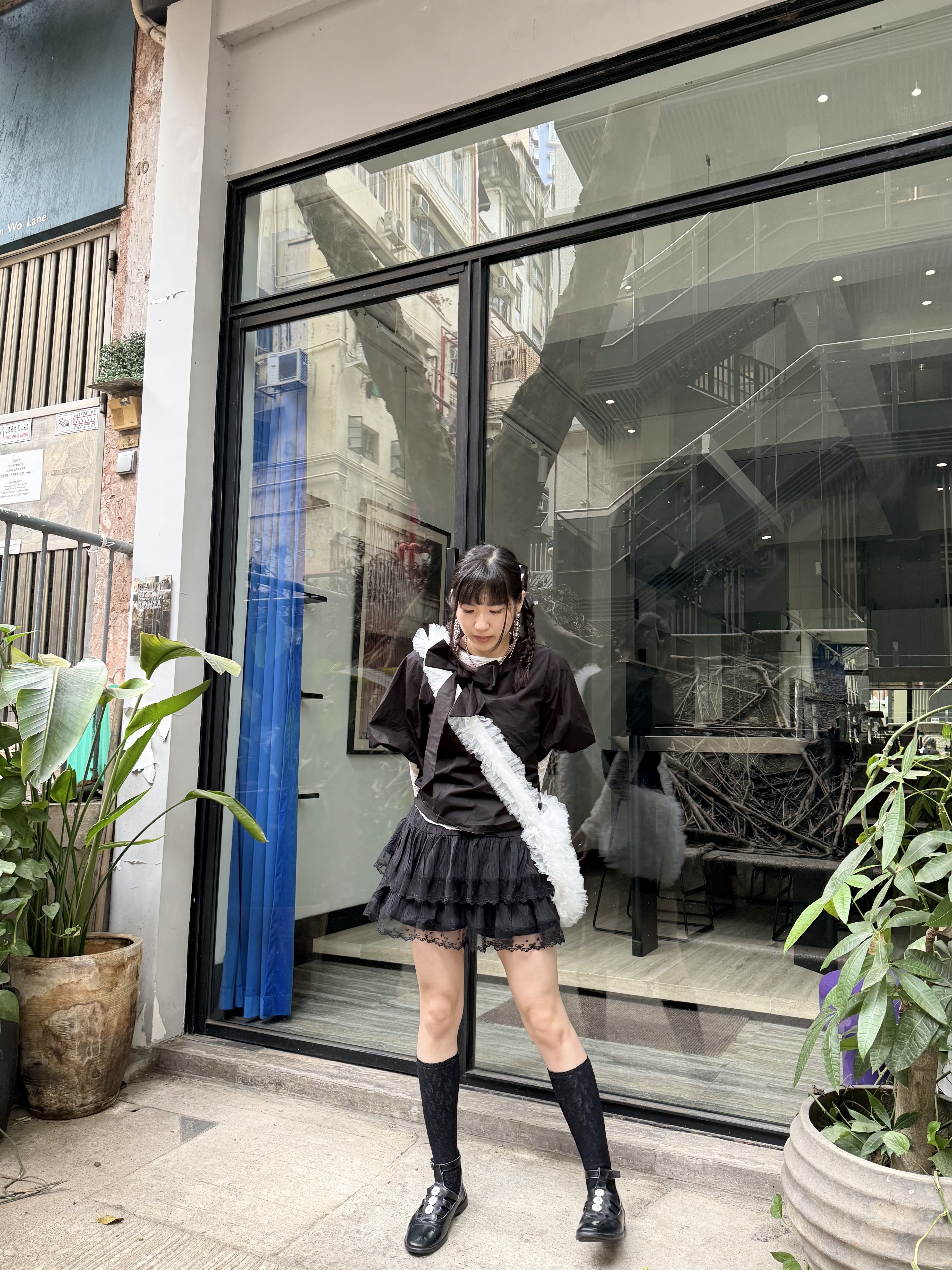 [兩色入]高級感泡泡袖大蝴蝶結Top ( Black )