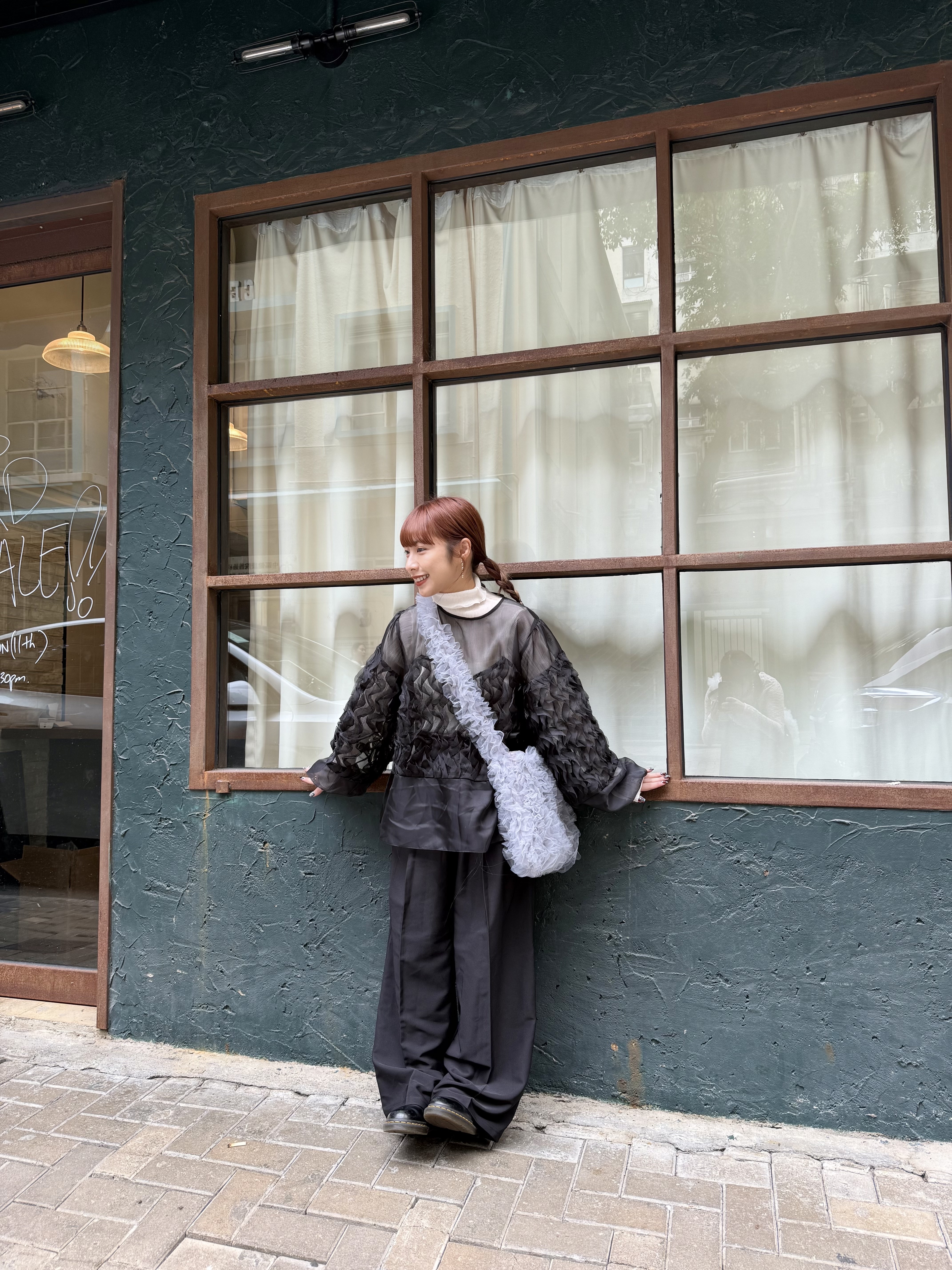 [兩色入] 自留！紗紗波浪高質TOP( Black )