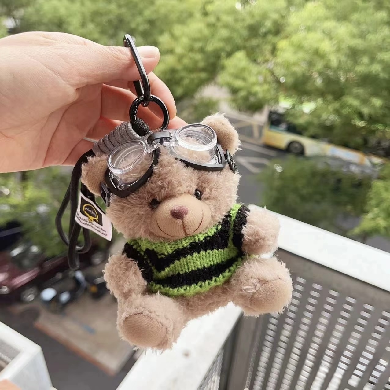 代購 飛行員小熊 小相機 絨毛吊飾 飾品可拆 多款 /預購