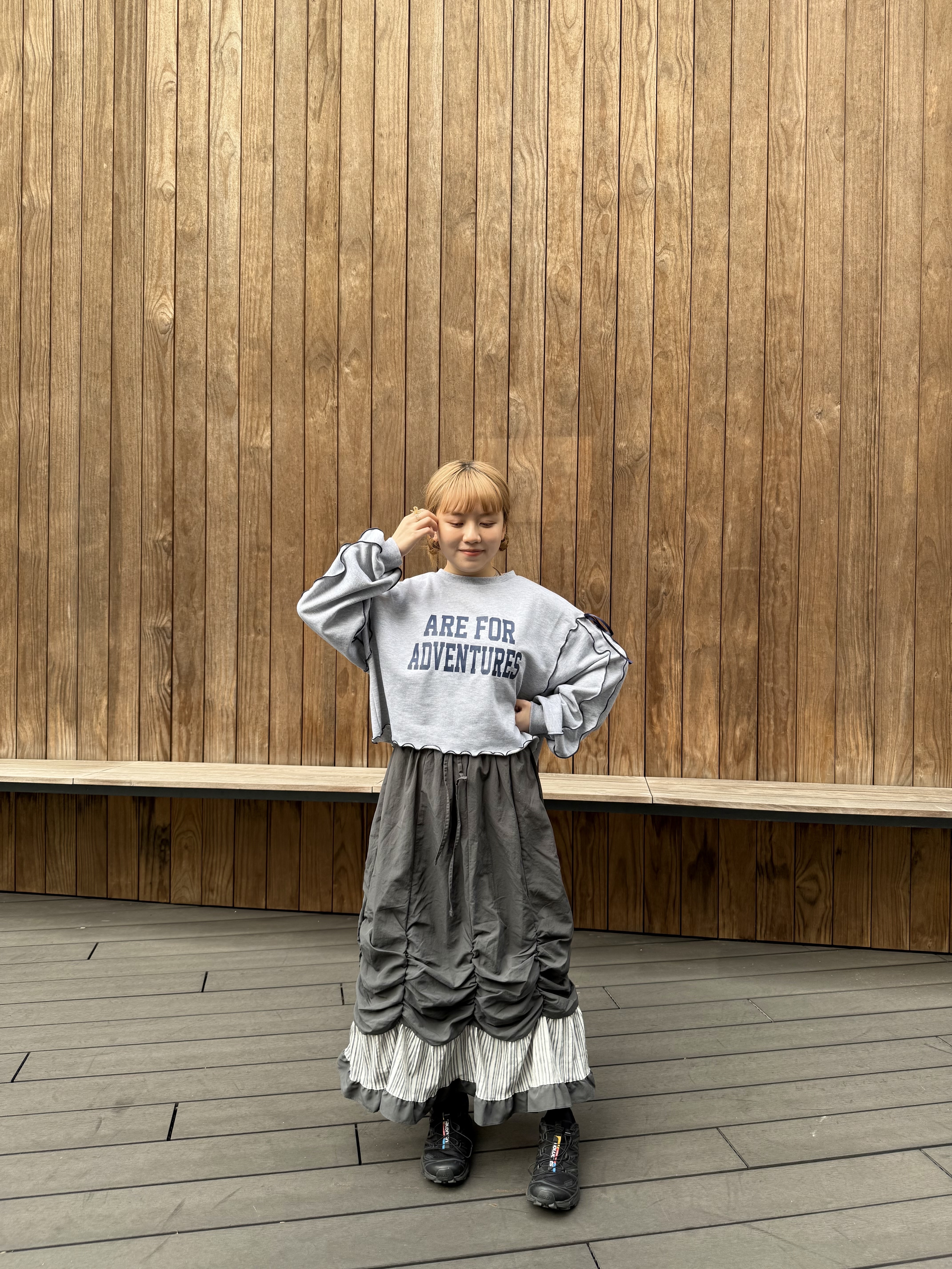 可愛運動風字母短版衛衣